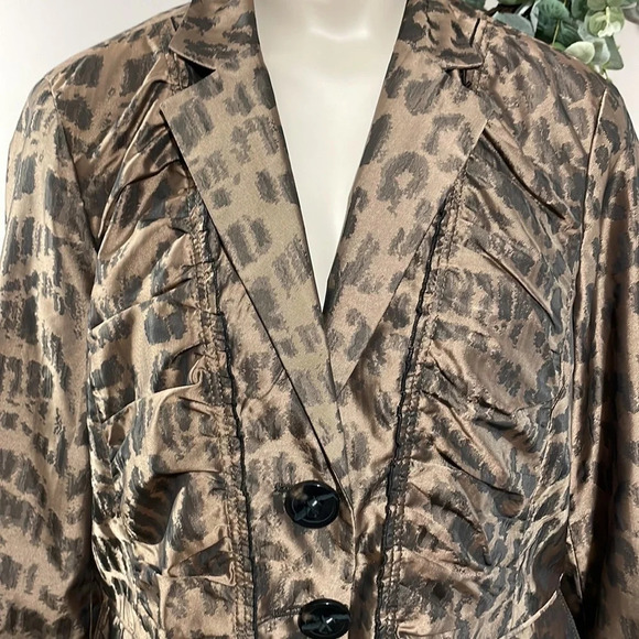 NWOT Chico’s Lady Leopard Layla Jacket Blazer US M/8 (Chico’s 1) - Picture 3 of 16